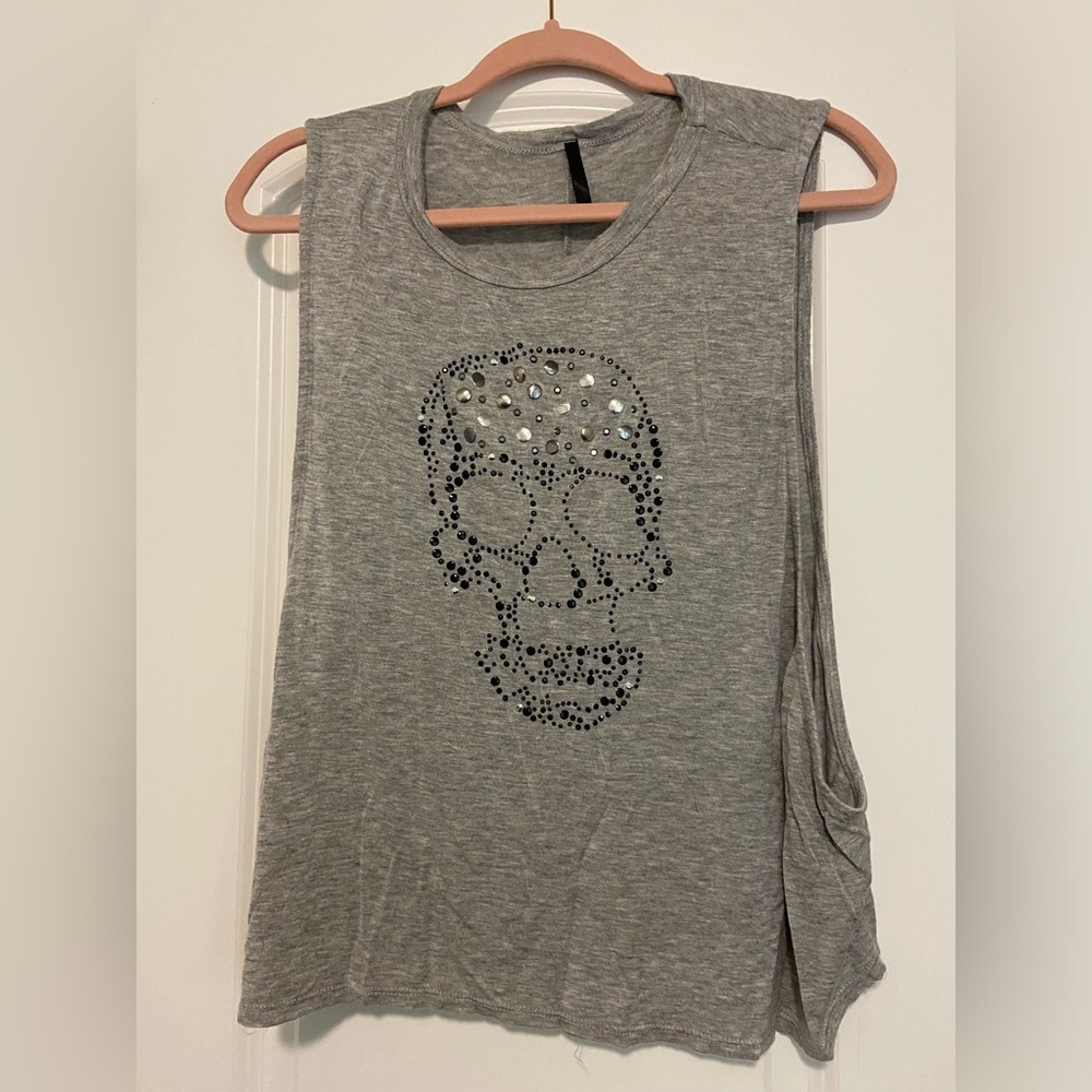 Skull top